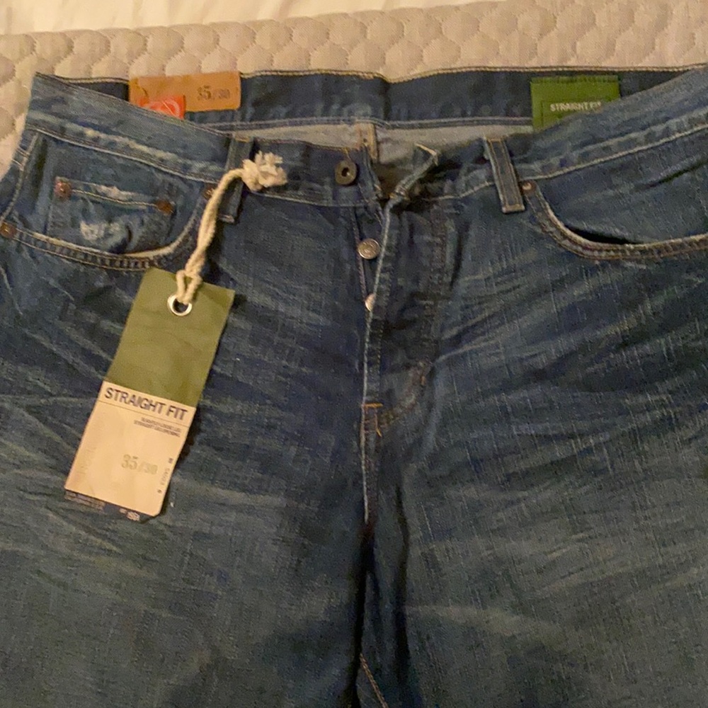 New Men’s Gap jeans size 35x30